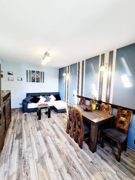 Mikolajki Apartament Miedzy Mostami Buitenkant foto
